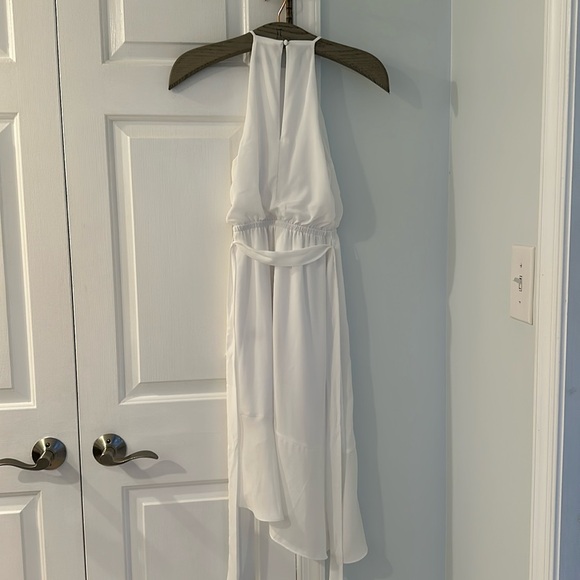 Express Opened Side/ High Low Designed Midi Sleeveless White Dress - Picture 7 of 11